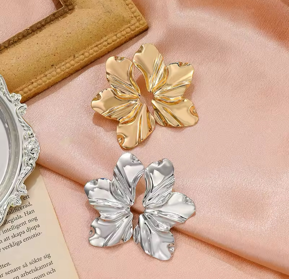 Les boucles demi-fleurs