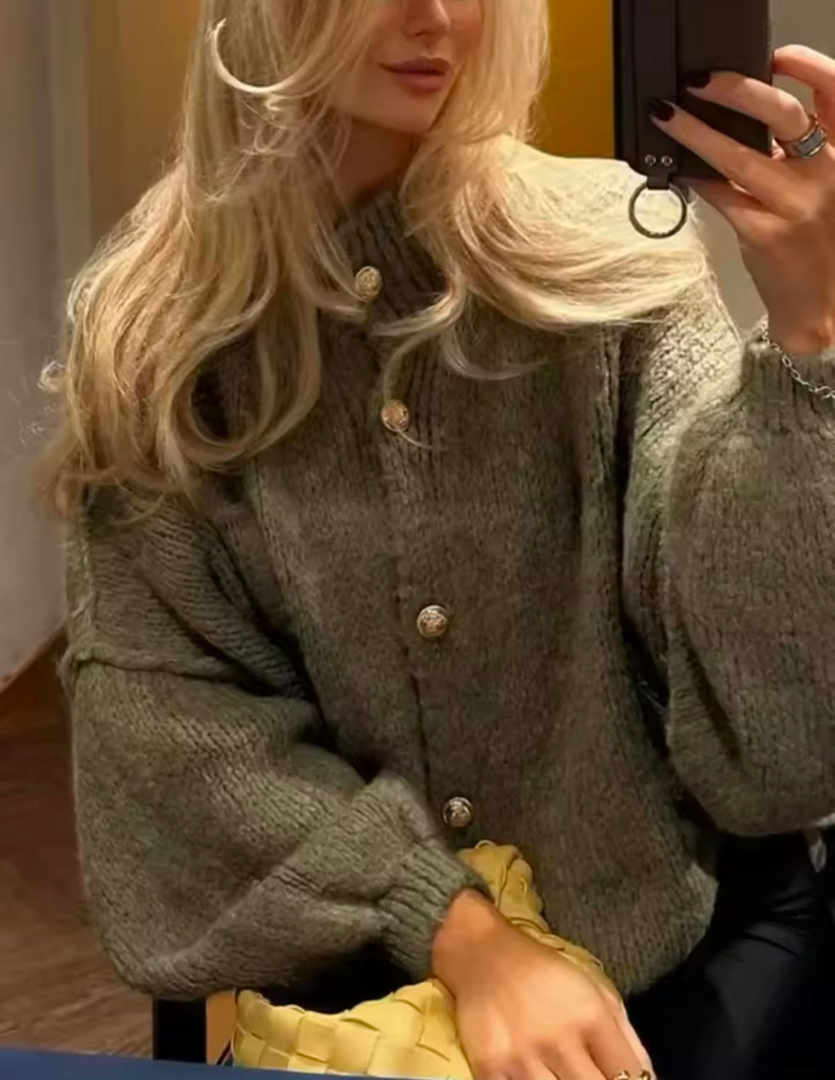 La gilet boutonnée de coton