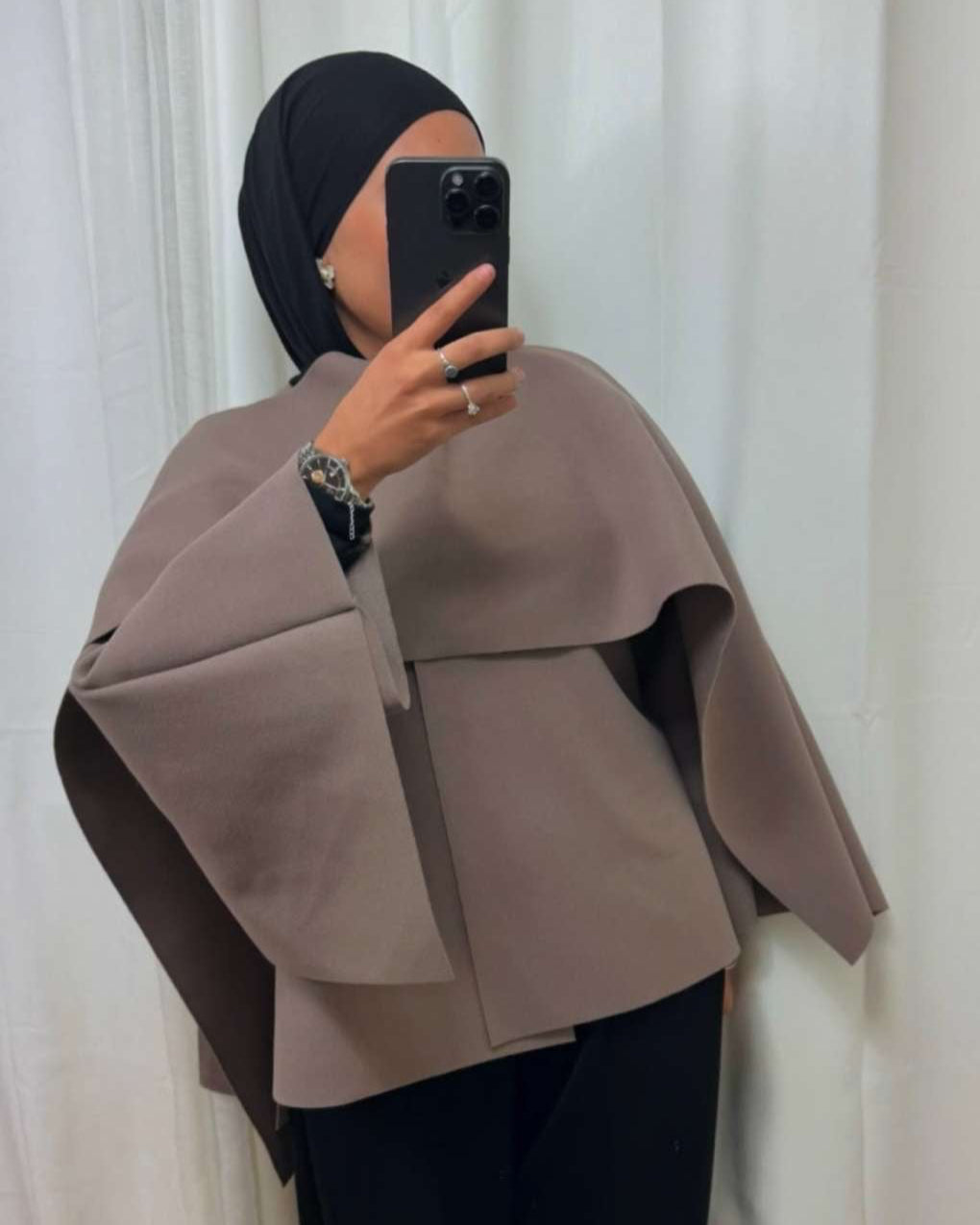 Le pull capé