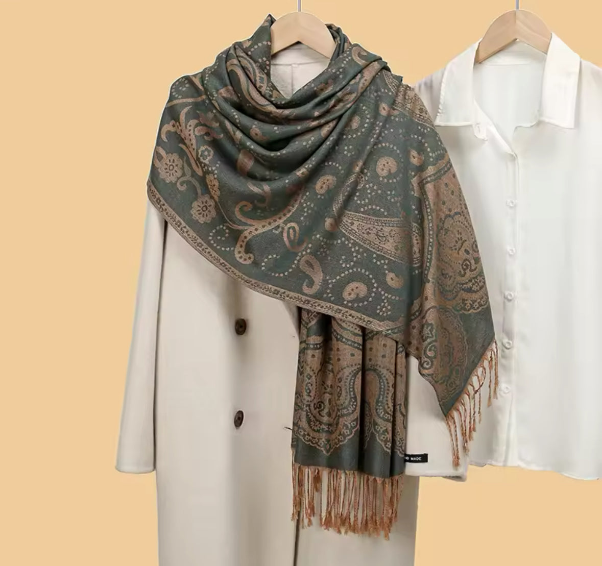 Le pashmina doré
