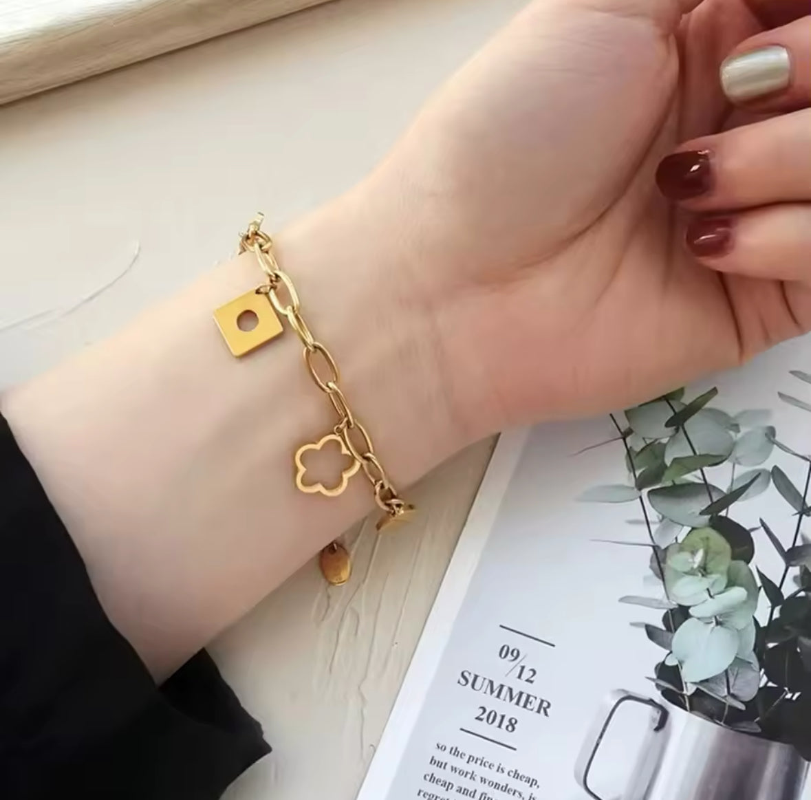 Le bracelet à maillons carrés